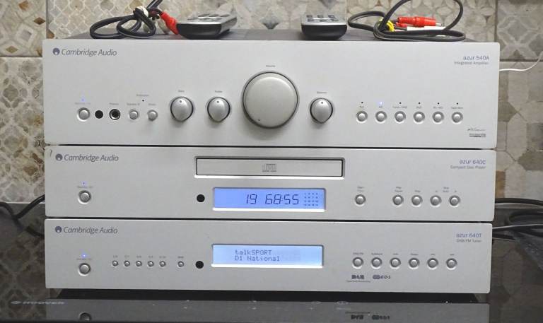 CAMBRIDGE AUDIO AZUR SEPARATES STACK SYSTEM