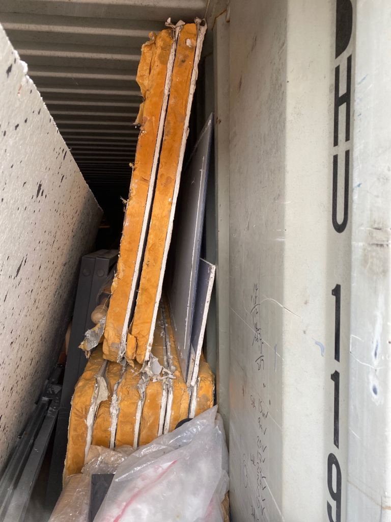 EIGHT of Pir insulated foil backed plasterboards