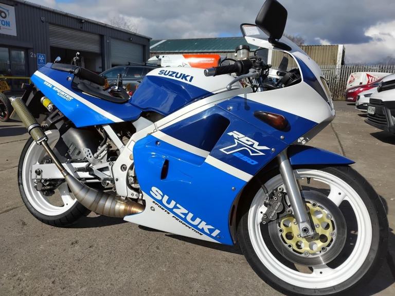 1989 F SUZUKI RGV250 VJ21 RGV 250 CLASSIC RETRO TWO 2 STROKE BEAUTY FUN MUST SEE