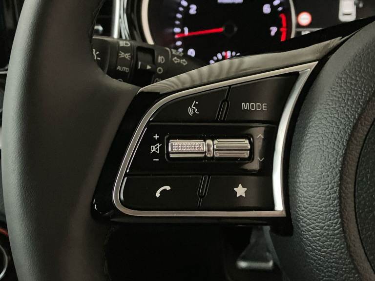 2025 Kia Ceed 1.5T GDi ISG 138 3 5dr Hatchback PETROL Manual