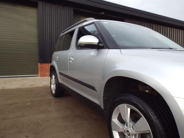  Skoda Yeti 2.0 TDI SE Outdoor 4WD Euro 5 5dr Diesel Manual