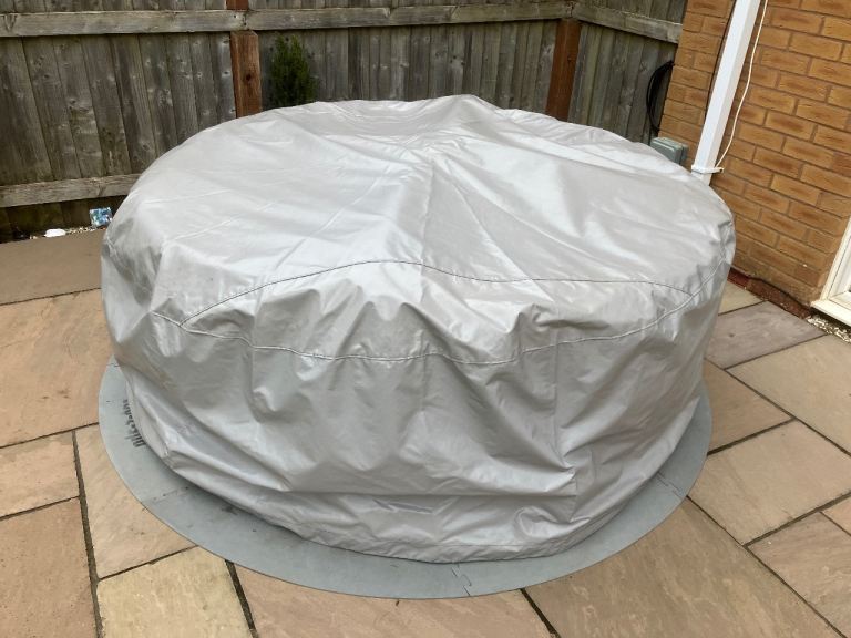 Circular Helsinki Hot Tub Waterproof Cover