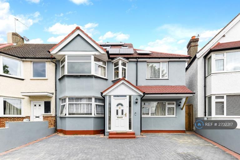 1 bedroom in Stayton Road, Sutton, SM1 (#2732317)