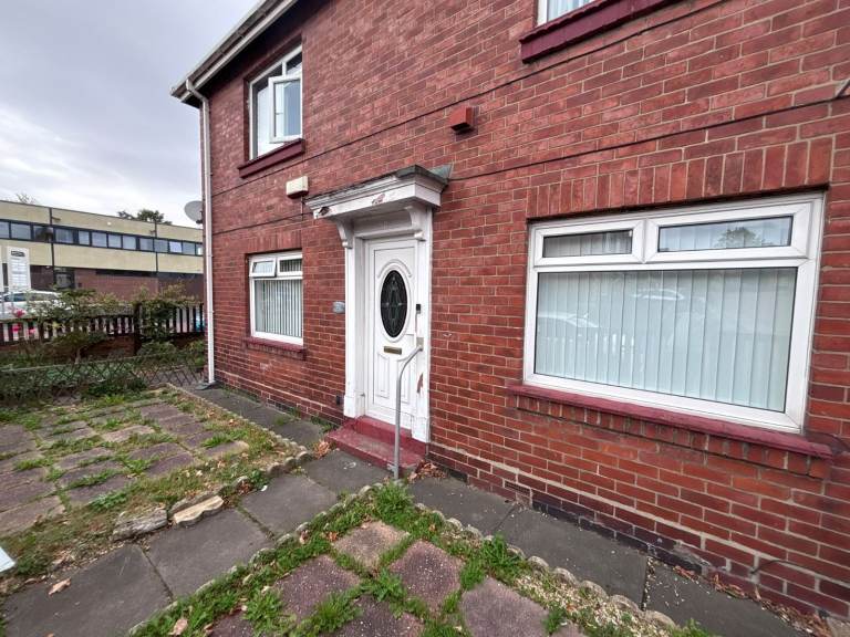 2 Bedroom Lower Flat to Rent in Teams, Gateshead