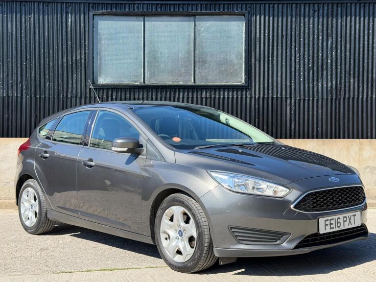 2016 Ford Focus 1.0 EcoBoost Style 5dr HATCHBACK PETROL Manual