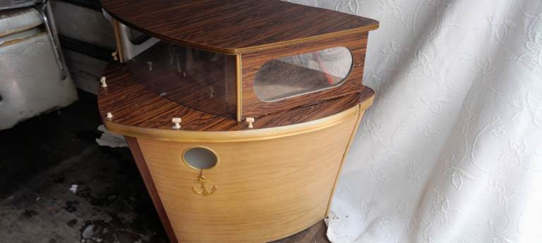 Boat Bar Vintage drinks