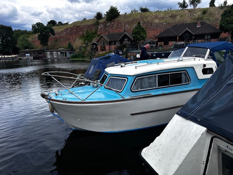 Nauticus 22 foot 4 berth cruiser