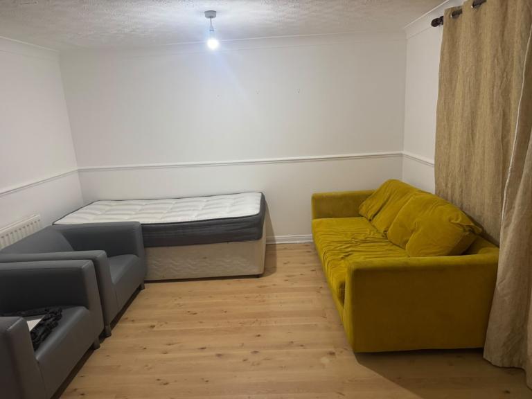 Rooms for rent