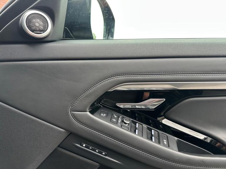 2019 Land Rover Range Rover Evoque 2.0 P300 R-Dynamic HSE 5dr Auto ESTATE PETROL Automatic