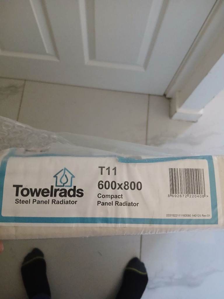 NEW Towelrads T11 Compact Steel Panel Radiator 600x800