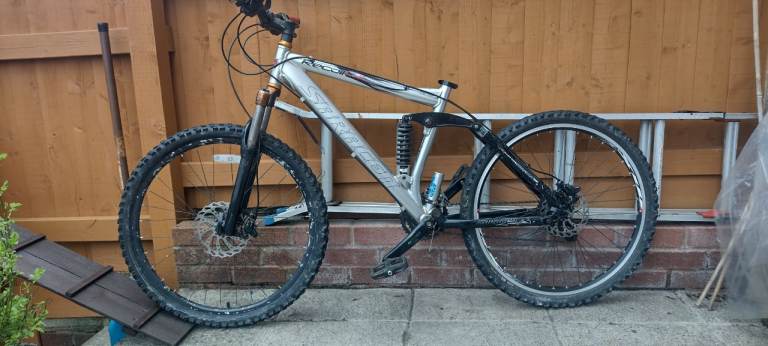 Mountain bike 