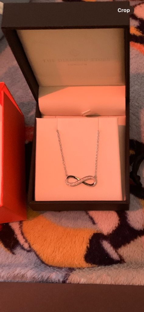 Real silver and diamond necklace 