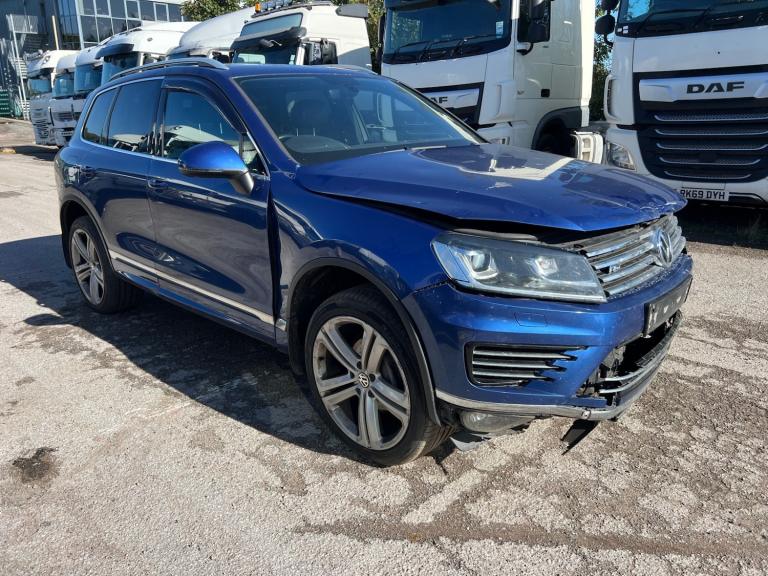 2018 VOLKSWAGEN TOUAREG V6 R-LINE  TDI 2967cc TURBO DIESEL AUTO DAMAGED SALVAGE