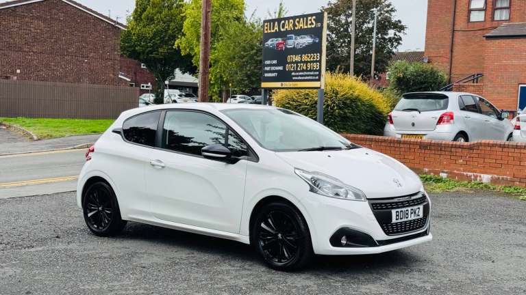2018 Peugeot 208 1.2 PureTech Black Edition Hatchback 3dr Petrol Manual Euro 6