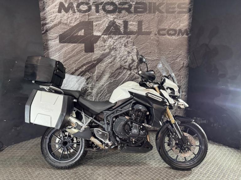 TRIUMPH EXPLORER 1200 EXPLORER 2015