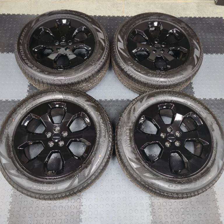 Genuine Land Rover Defender Alloy Wheels Style 6011 20" 90 110 Black