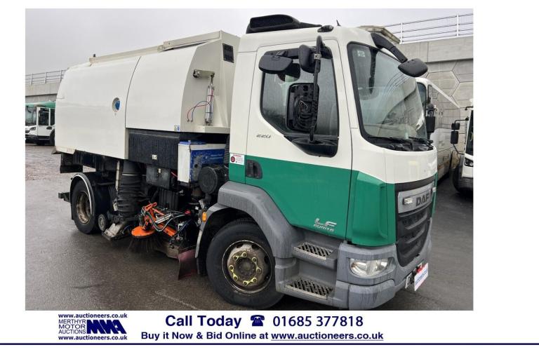 2016 DAF TRUCKS LF 220 4X2 16 TON LEFT HAND DRIVE (LHD) STOCK SWEEPER (EURO 6) --------------- NA...