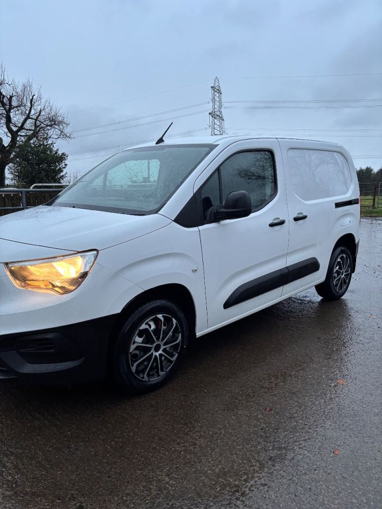 image for Vauxhall, COMBO CARGO, Panel Van, 2021, Manual, 1499 (cc)