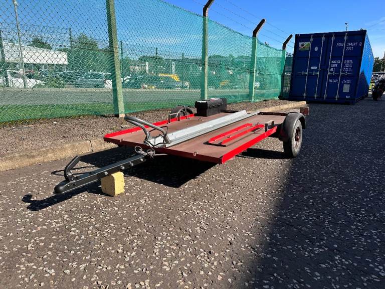 Motorcycle trailer