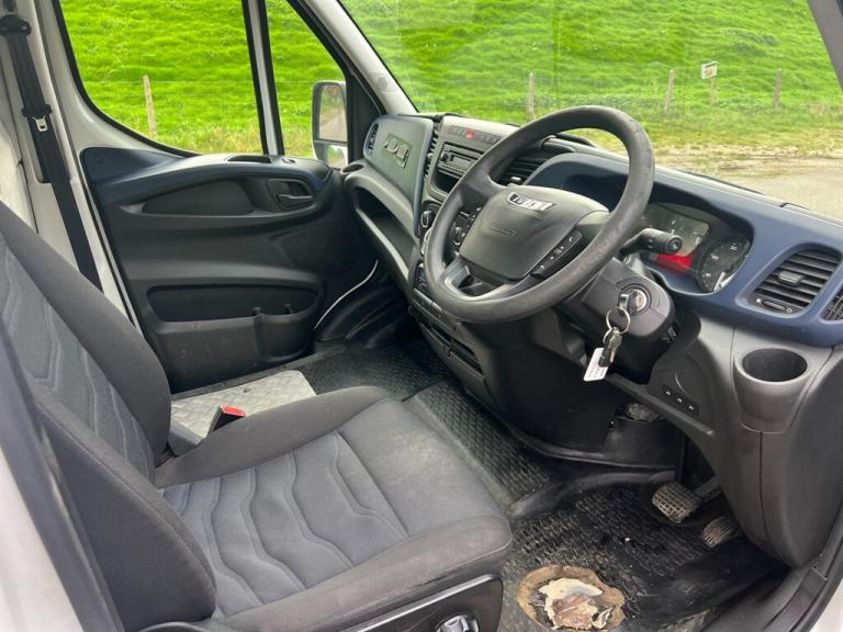 2019 Iveco Daily 35S14 FRIDGE/FREEZER VAN AUTOMATIC Temperature controlled Diesel Semi Automatic