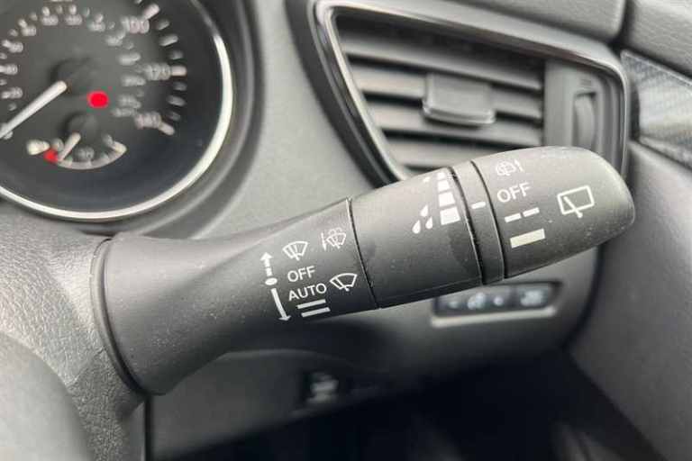 2020 Nissan X-Trail 1.7 dCi N-Connecta 5dr ESTATE DIESEL Manual