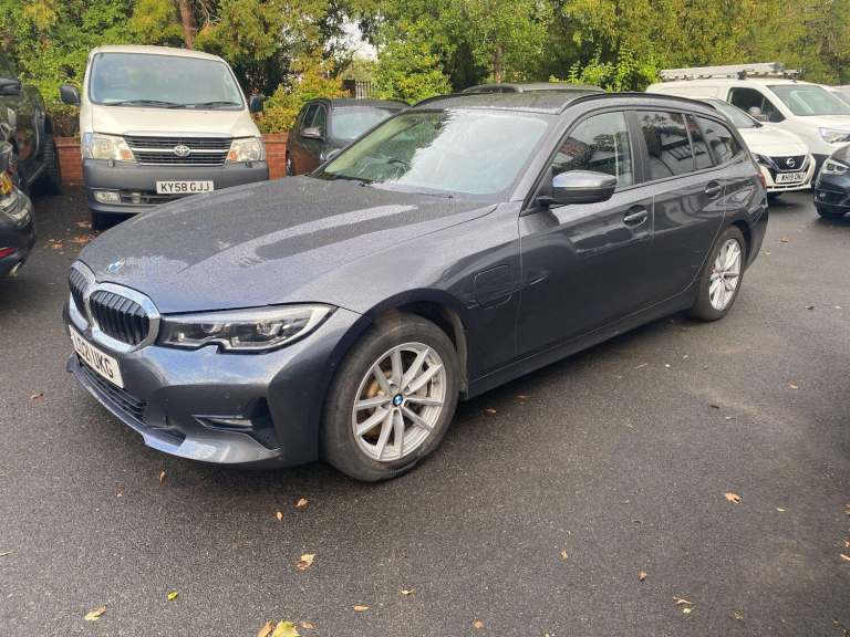 2021 BMW 3 Series 2.0 330e 12kWh SE Pro Touring Auto Euro 6 (s/s) 5dr ESTATE Petrol/Electric Hybr...