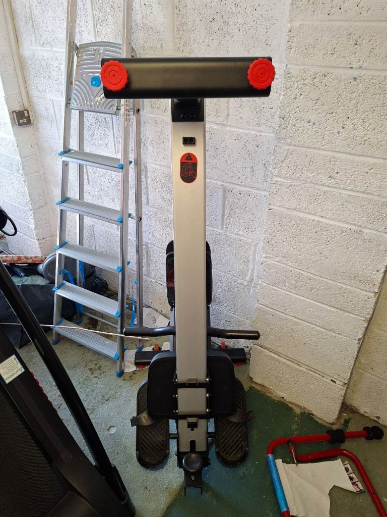 Rowing Machine - Good Condition, Ready for Use