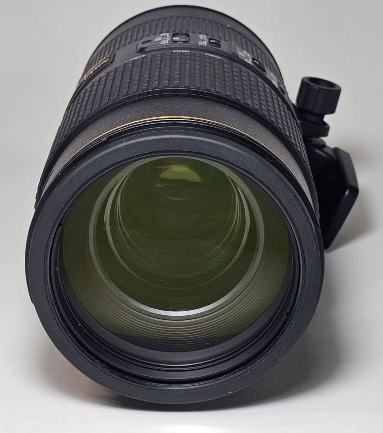 A brand new Nikon AF-S 80-400mm f4.5-5.6G ED IF VR Nano lens. Boxed.