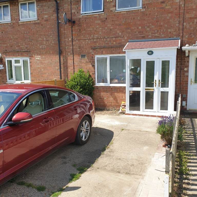 3-bedroomed unfurnished family house to let