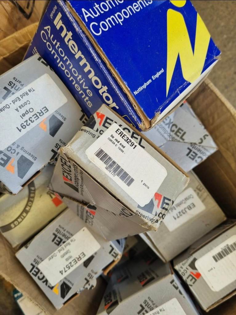 Classic 1970s 80s 90s car spares/various  Job lot