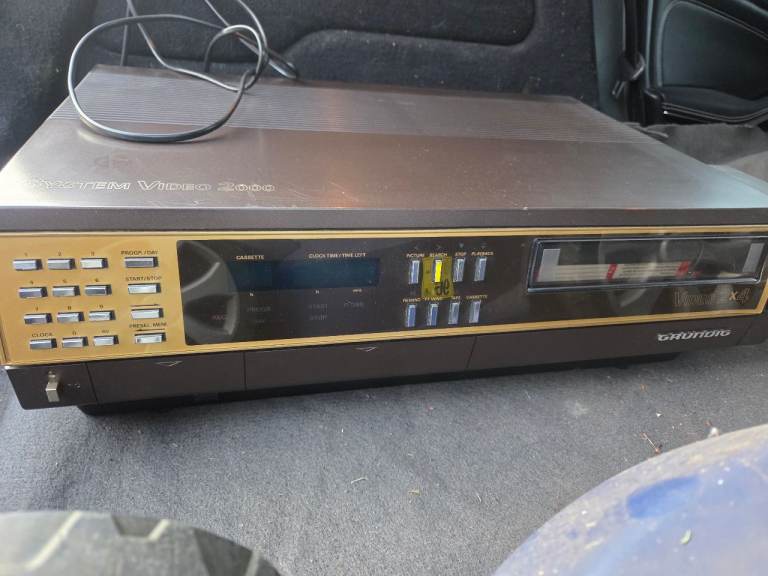 Grundig Video 2000 VCR Player – Brown/Gold, Good Condition