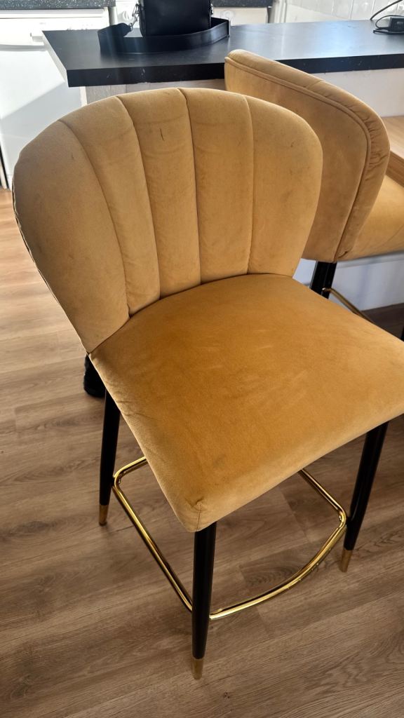 3 chairs of Velvet Bar Stools in Yellow – Good Condition