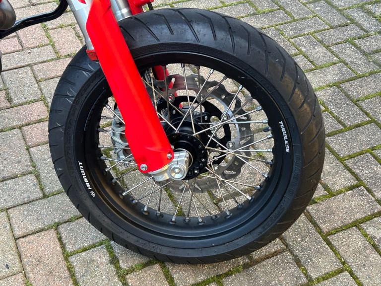 17” Supermoto wheels 