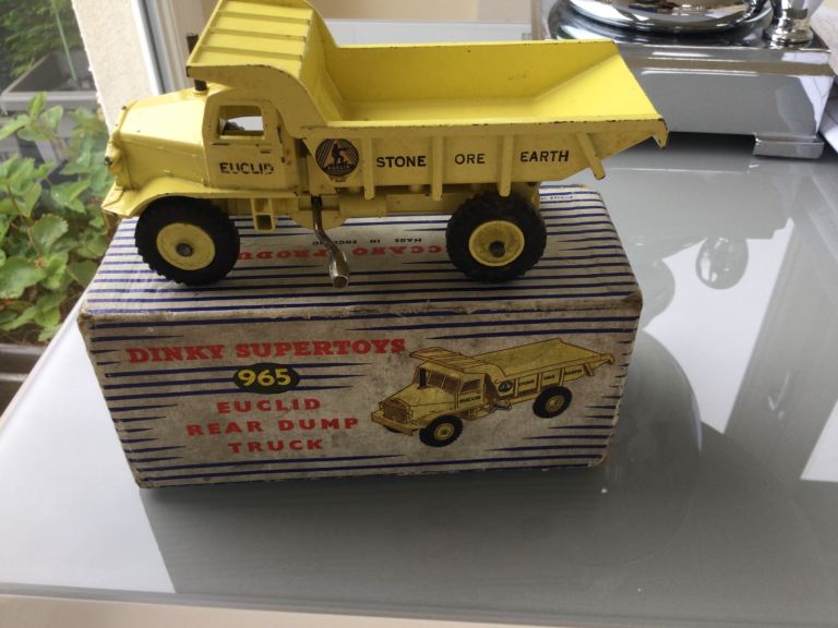 DINKY SUPERTOY NUMBER 965 - EUCLID DUMPER TRUCK - BOXED 