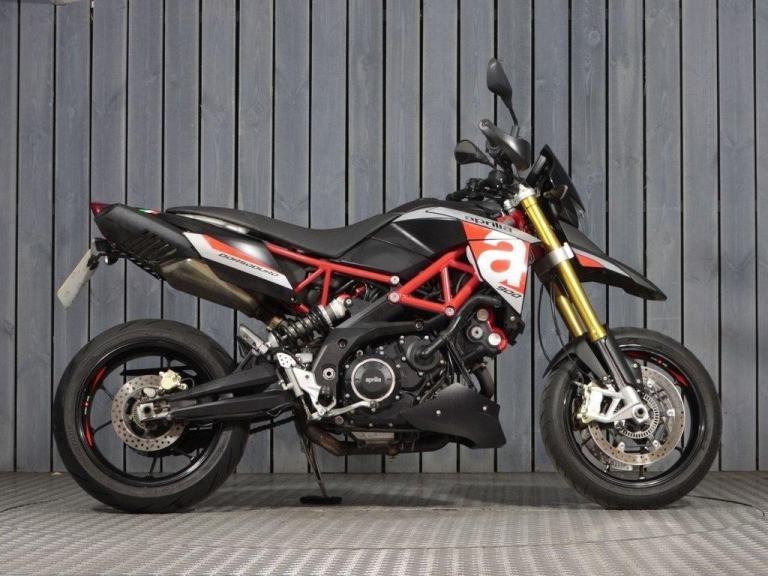 2018 18 APRILIA DORSODURO 900