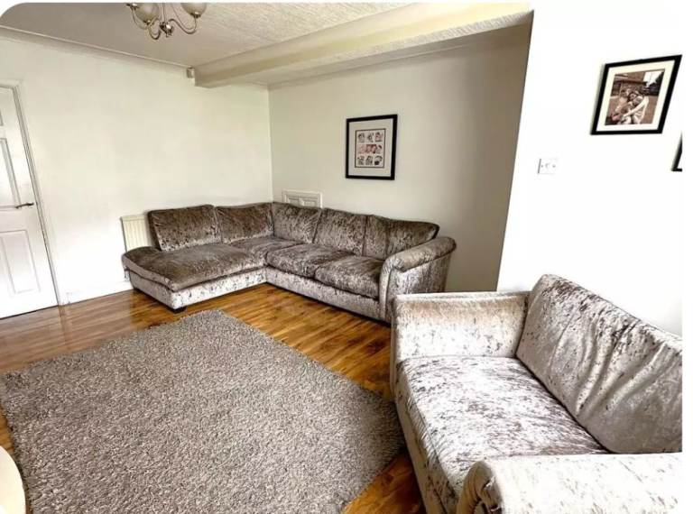 Xara Formal Back Right Hand Facing Arm 3 Seat Corner Sofa & Chair
