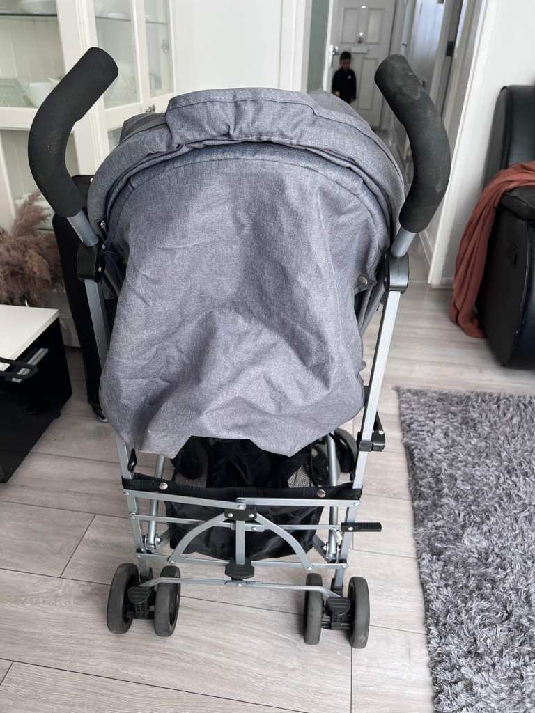 Cuggl Cedar Deluxe Pushchair