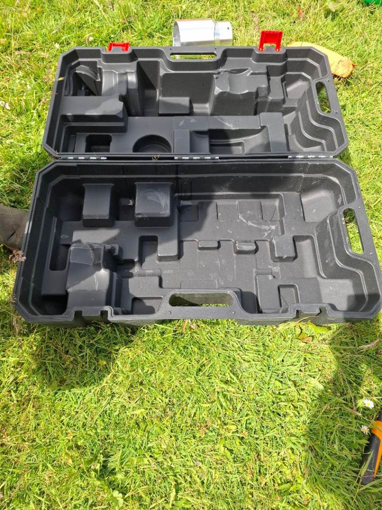T-Mech 4 Stroke Petrol Post Driver