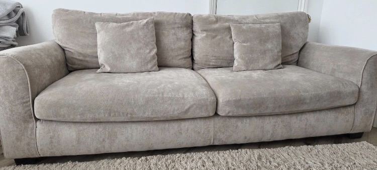 Luxury, In fabulous Condition, 4 + 2 Seater Sofa’s, 11 months old, £245 Can Deliver , 