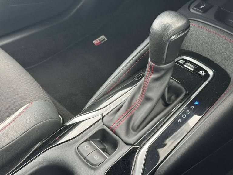 2024 Toyota Corolla 2.0 VVT-h GR SPORT Hatchback 5dr Petrol Hybrid CVT Euro 6 (s/s) (196 ps) Hatc...