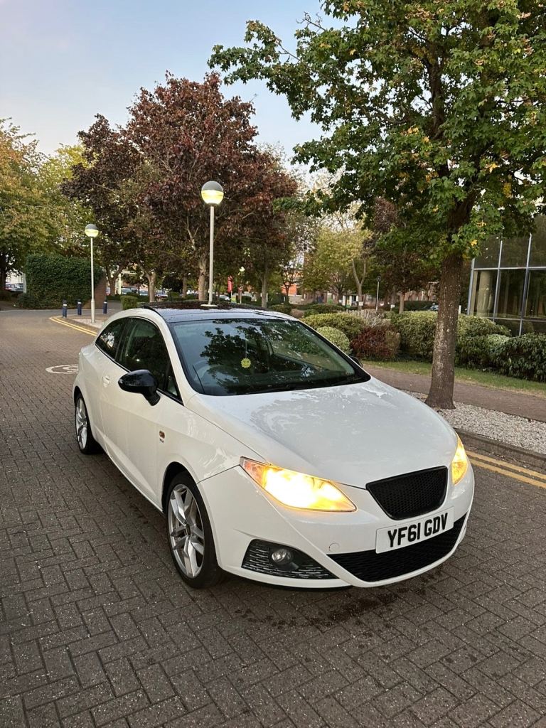 Seat, IBIZA 1.2tsi Hatchback, 2011, Manual, 1197 (cc), 3 doors