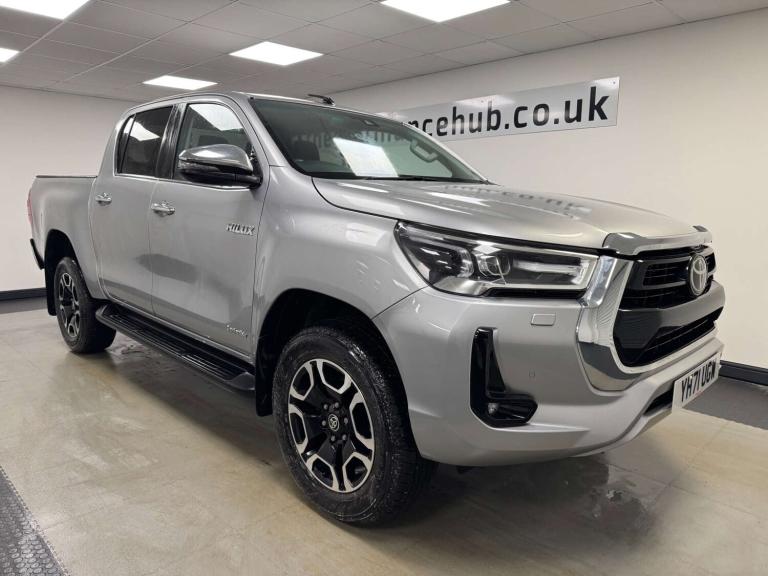 2021 Toyota Hilux Invincible D/Cab Pick Up 2.8 D-4D Auto PICK UP DIESEL Automatic