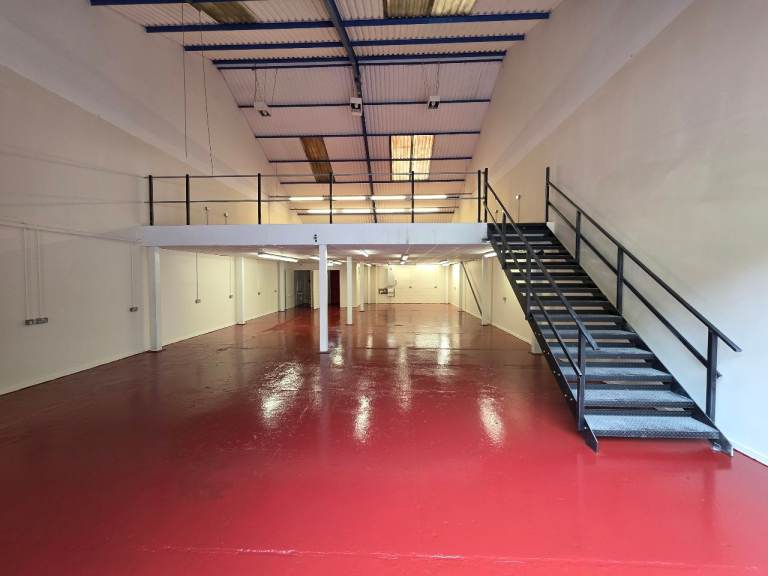 Self-Contained Industrial / Workshop Unit To Let 3,143sq.ft