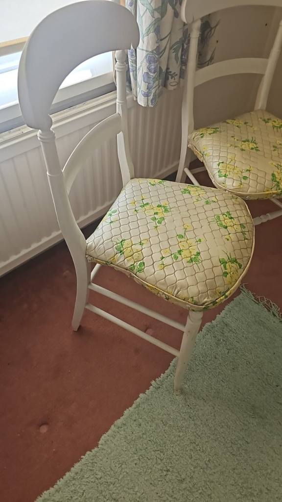 luterma dining chairs