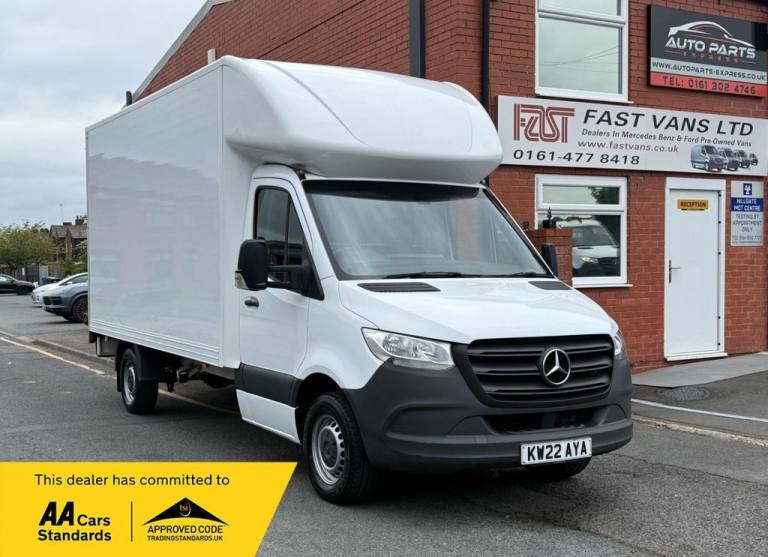 2022 Mercedes-Benz Sprinter 3.5t Progressive Chassis Cab CHASSIS CAB DIESEL Manual
