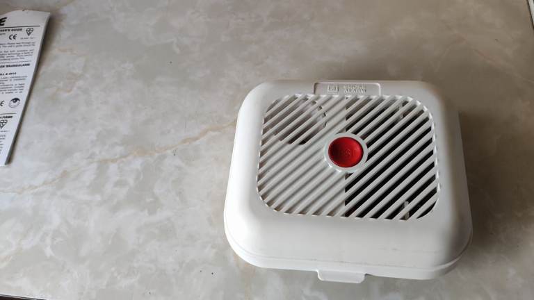 Smoke alarm 