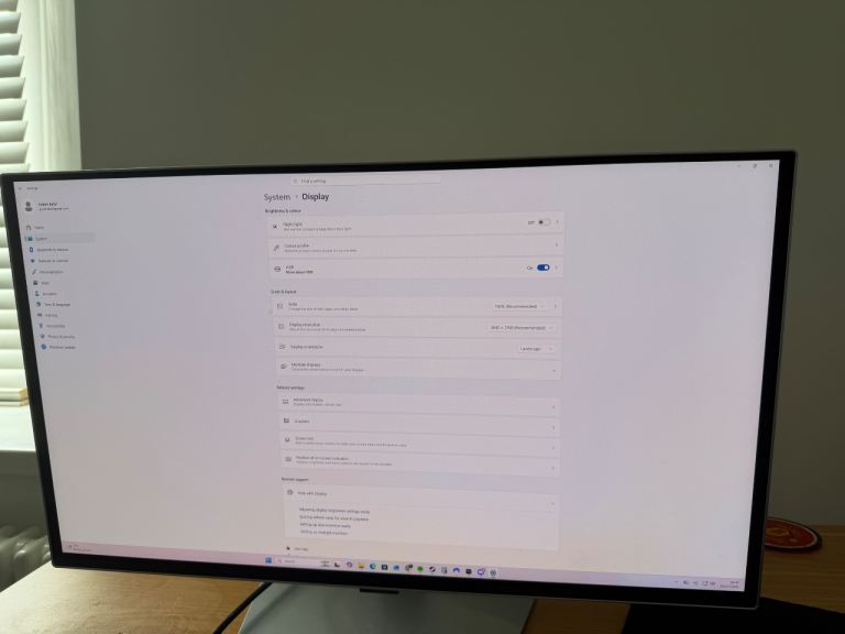 Samsung Odyssey OLED G8 G81SF Monitor – As New