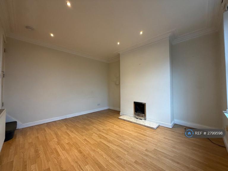 2 bedroom house in West View, Leeds, LS11 (2 bed) (#2799598)