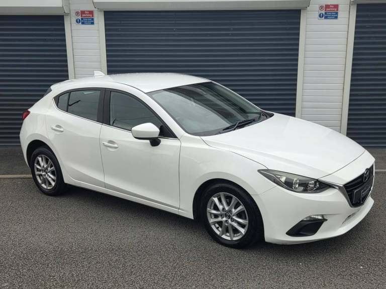 2014 Mazda Mazda3 1.5 SE 5dr HATCHBACK Petrol Manual