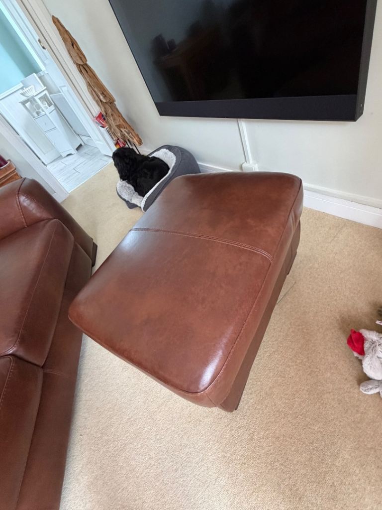 Italian leather sofa/ puffy